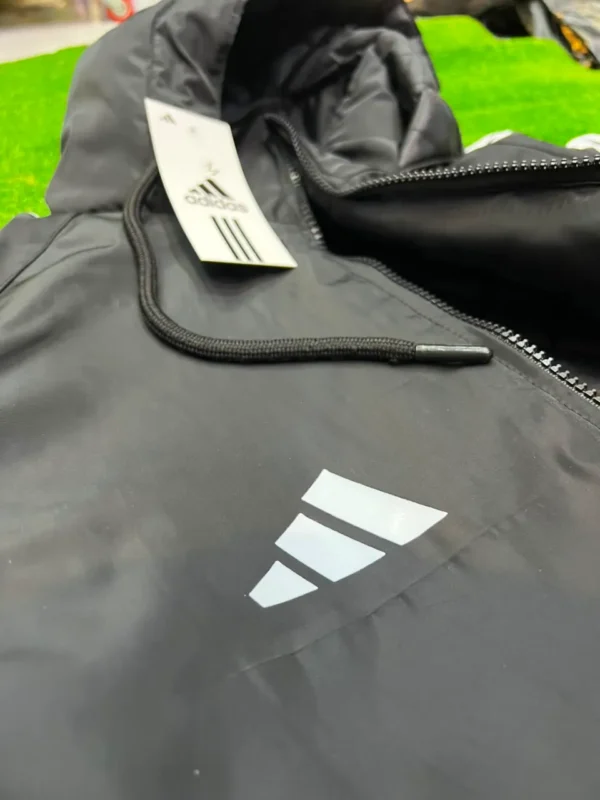 parka — image 2